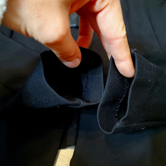 Armani Exchange black long sleeves fitted jacket. Classy. Sophisticated. Size S. - Picture 7 of 11